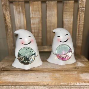 👻 2X GHOST SNOW GLOBES 👻